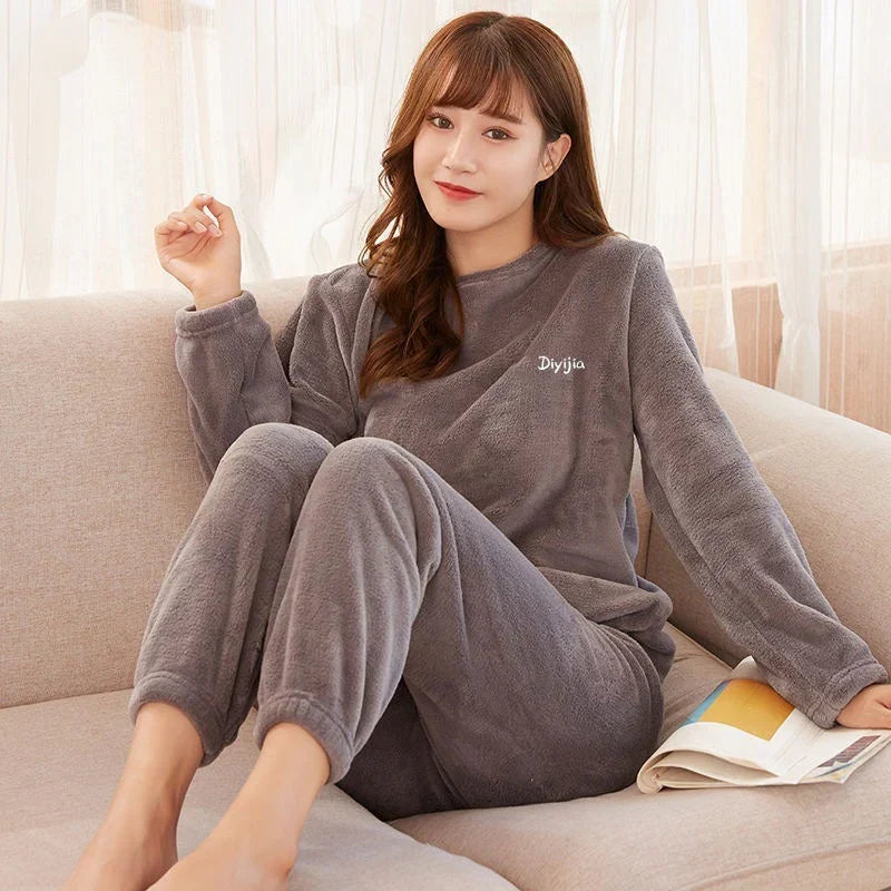 Reagan | Women’s Fleece Pajamas Loungewear Set
