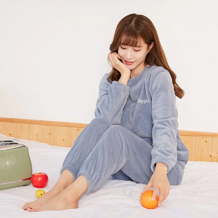 Reagan | Women’s Fleece Pajamas Loungewear Set