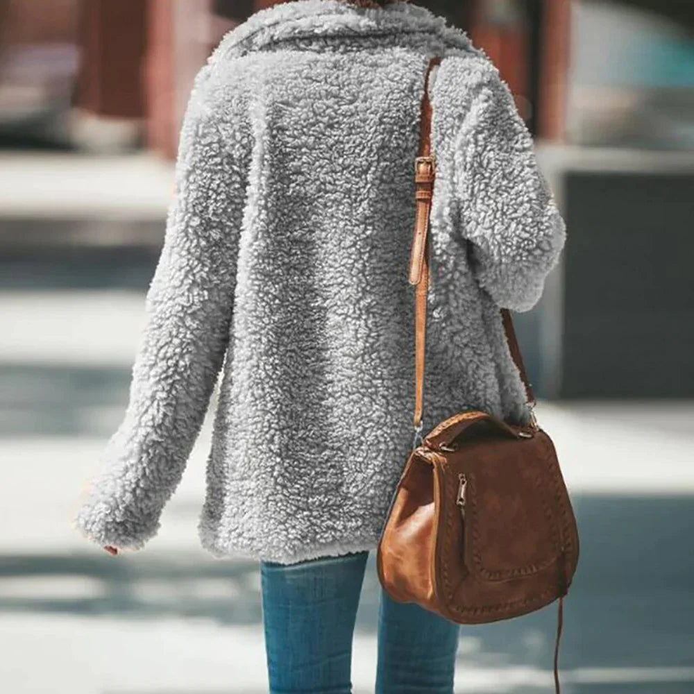 Jamie | Women's Relaxed Fit Teddy Fleece Jacket with Notched Lapel