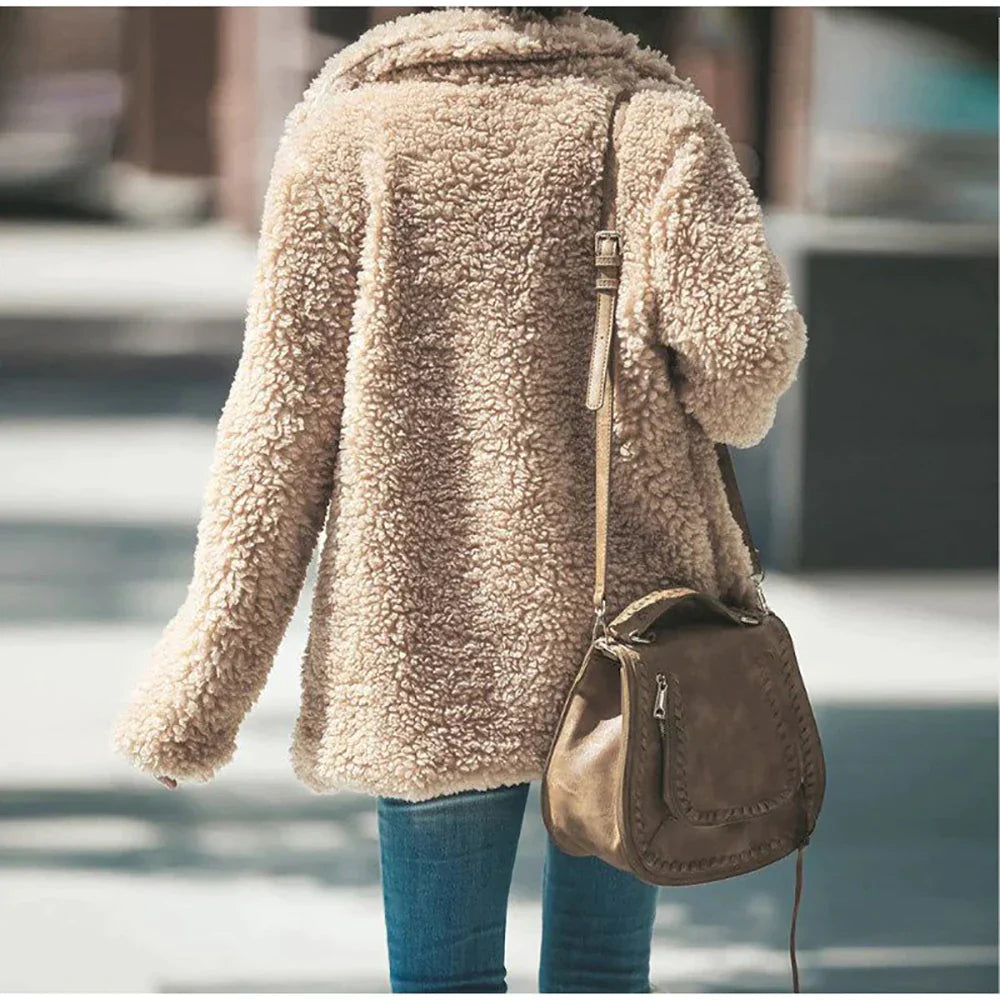 Jamie | Women's Relaxed Fit Teddy Fleece Jacket with Notched Lapel
