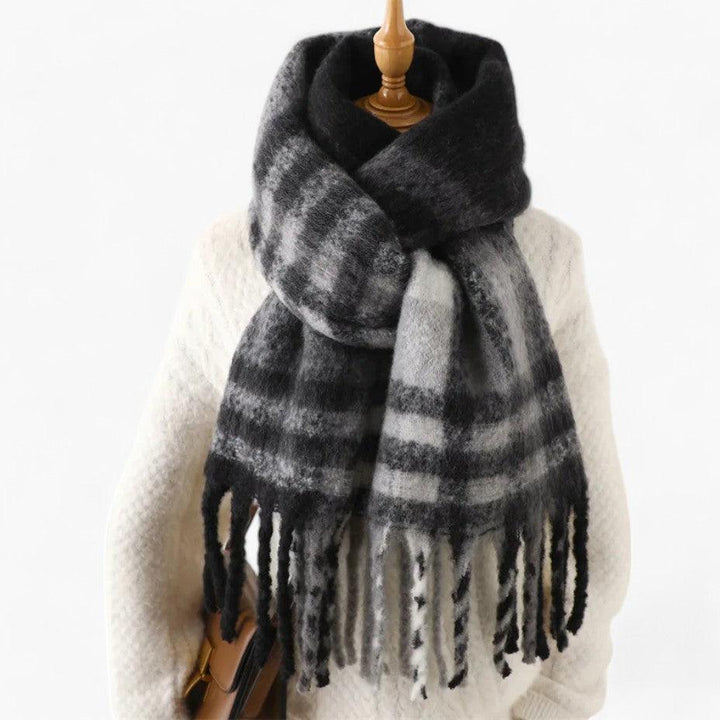Ivy | Women’s Fuzzy Plaid Blanket Scarf with Thick Tassels